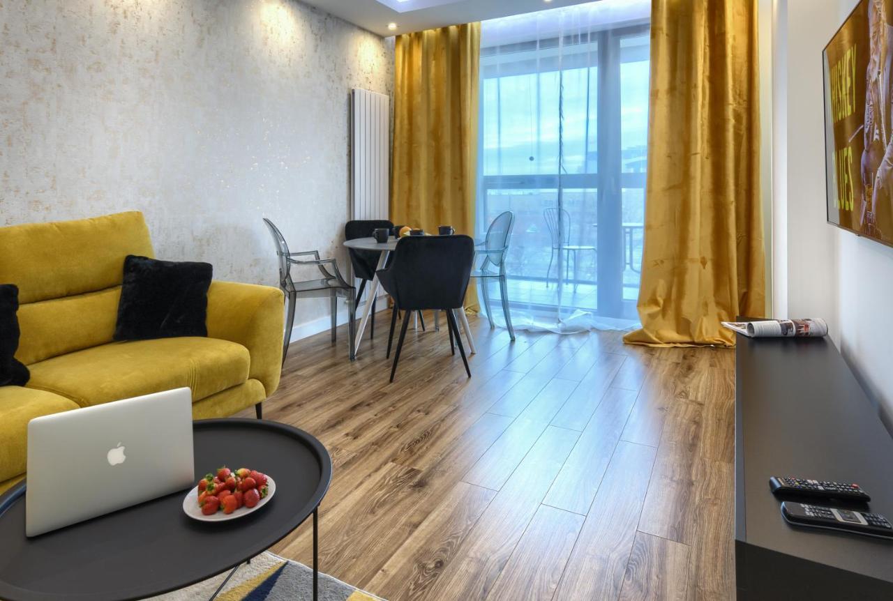 Mayad Residence Varsavia Esterno foto